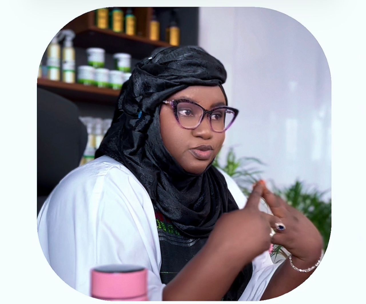 Portrait de la directrice — Triangle de la Beauté